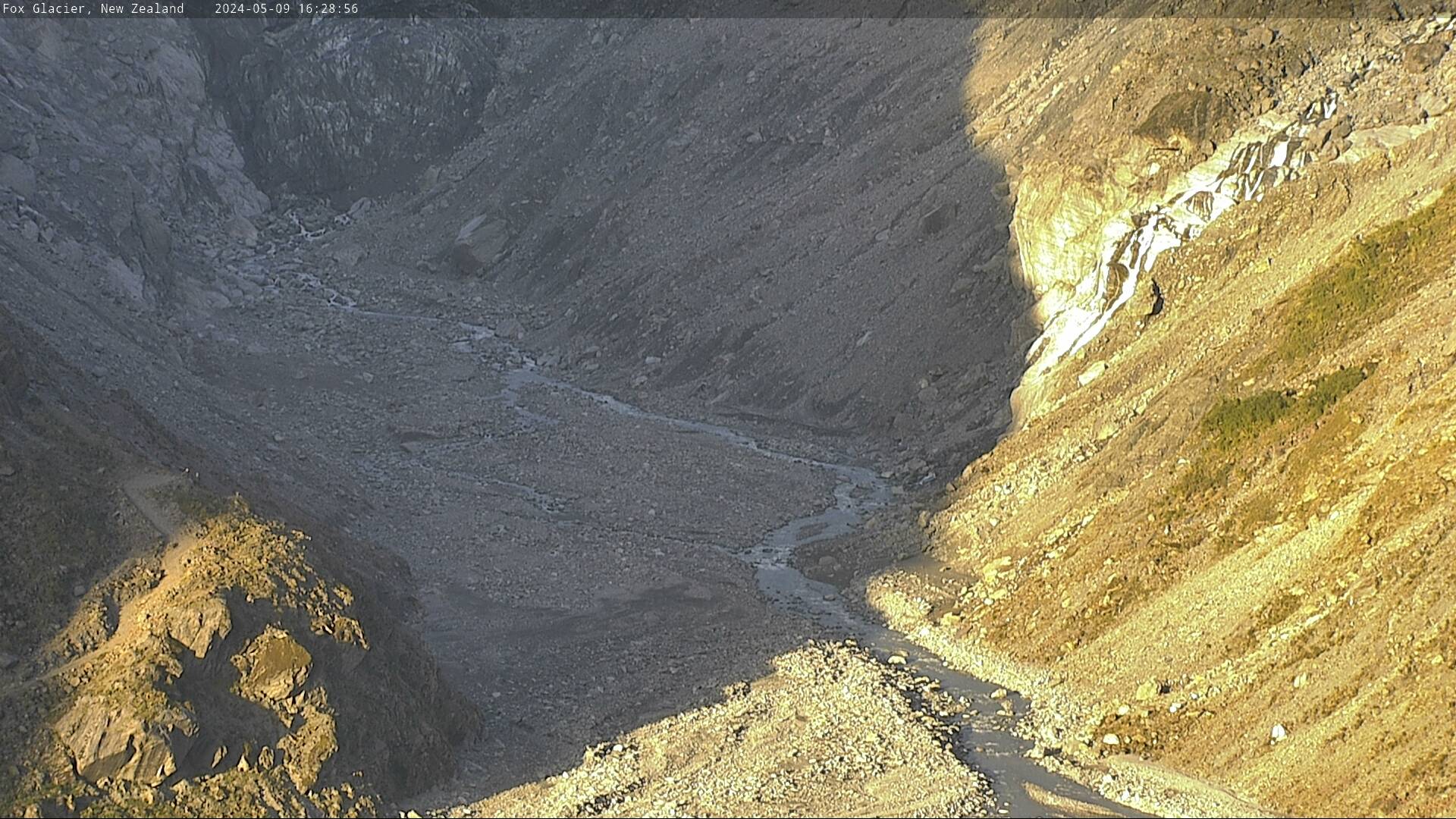 Latest image from Fox Glacier web cam