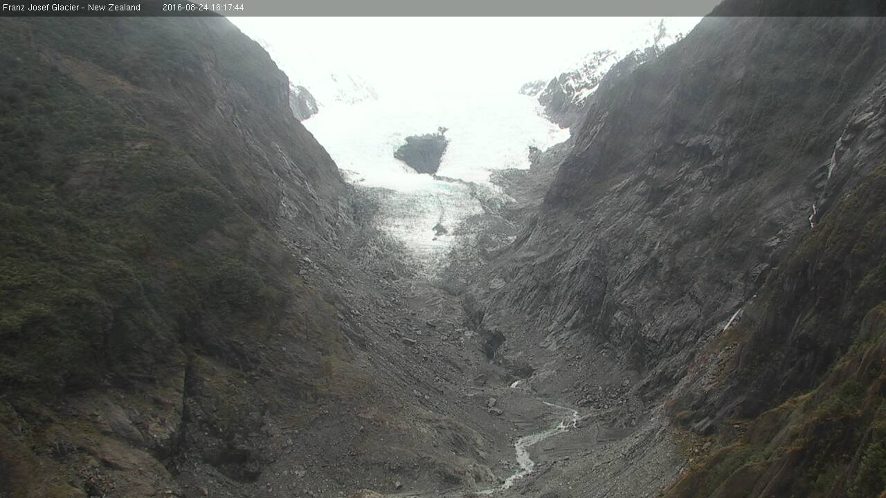 Latest image from Franz Josef Glacier web cam - View 1