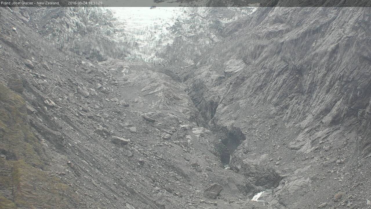 Latest image from Franz Josef Glacier web cam - View 3